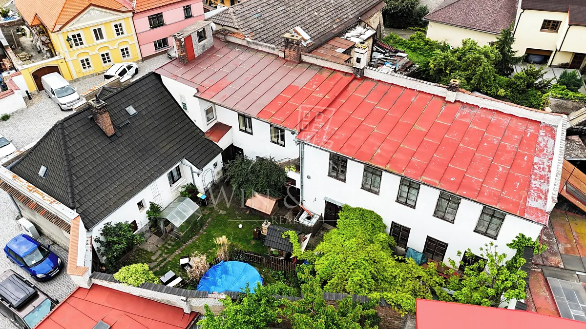 Prodej rodinného domu 337 m², pozemek 490 m²
